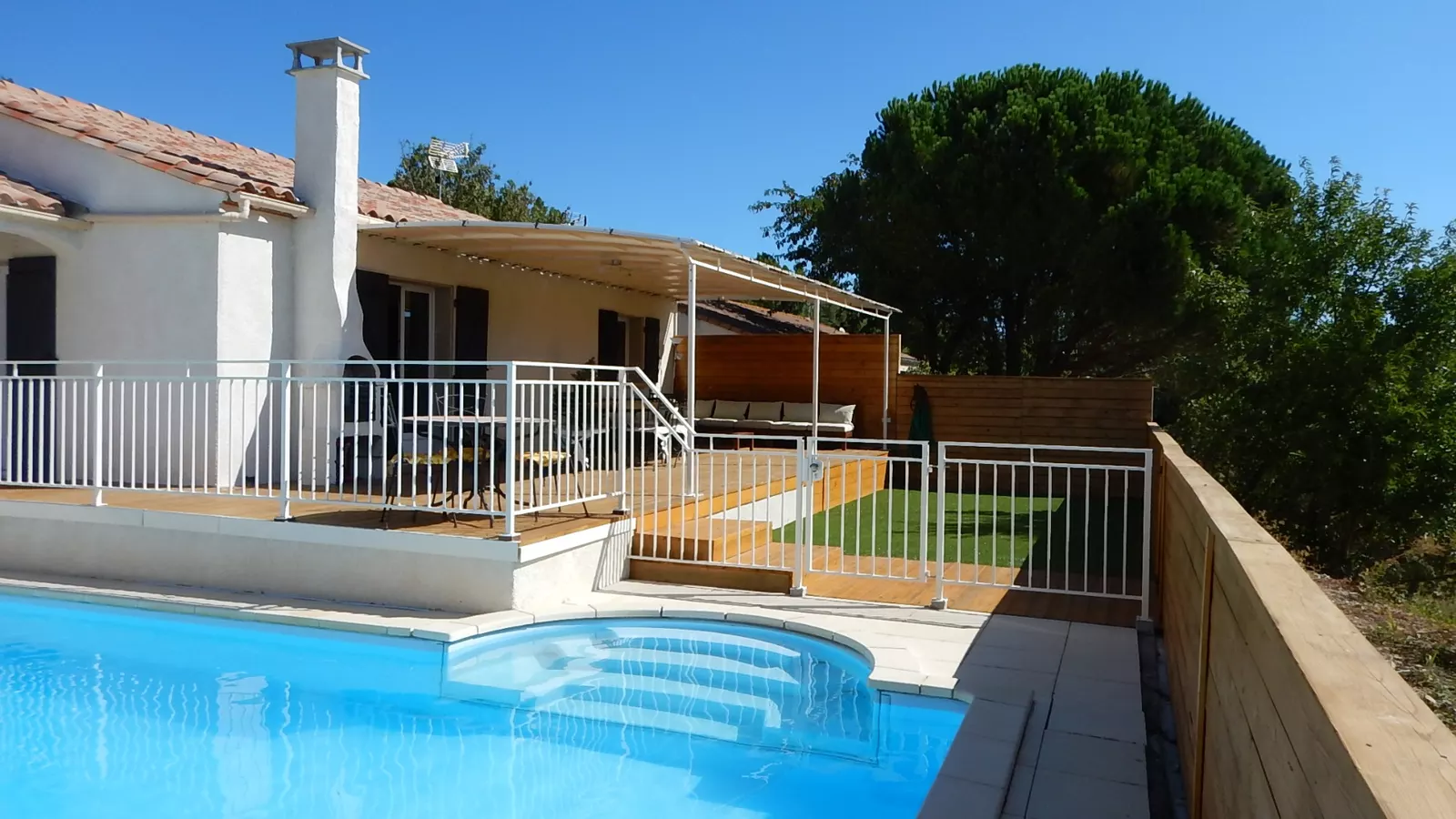 VILLA NOUGUIES