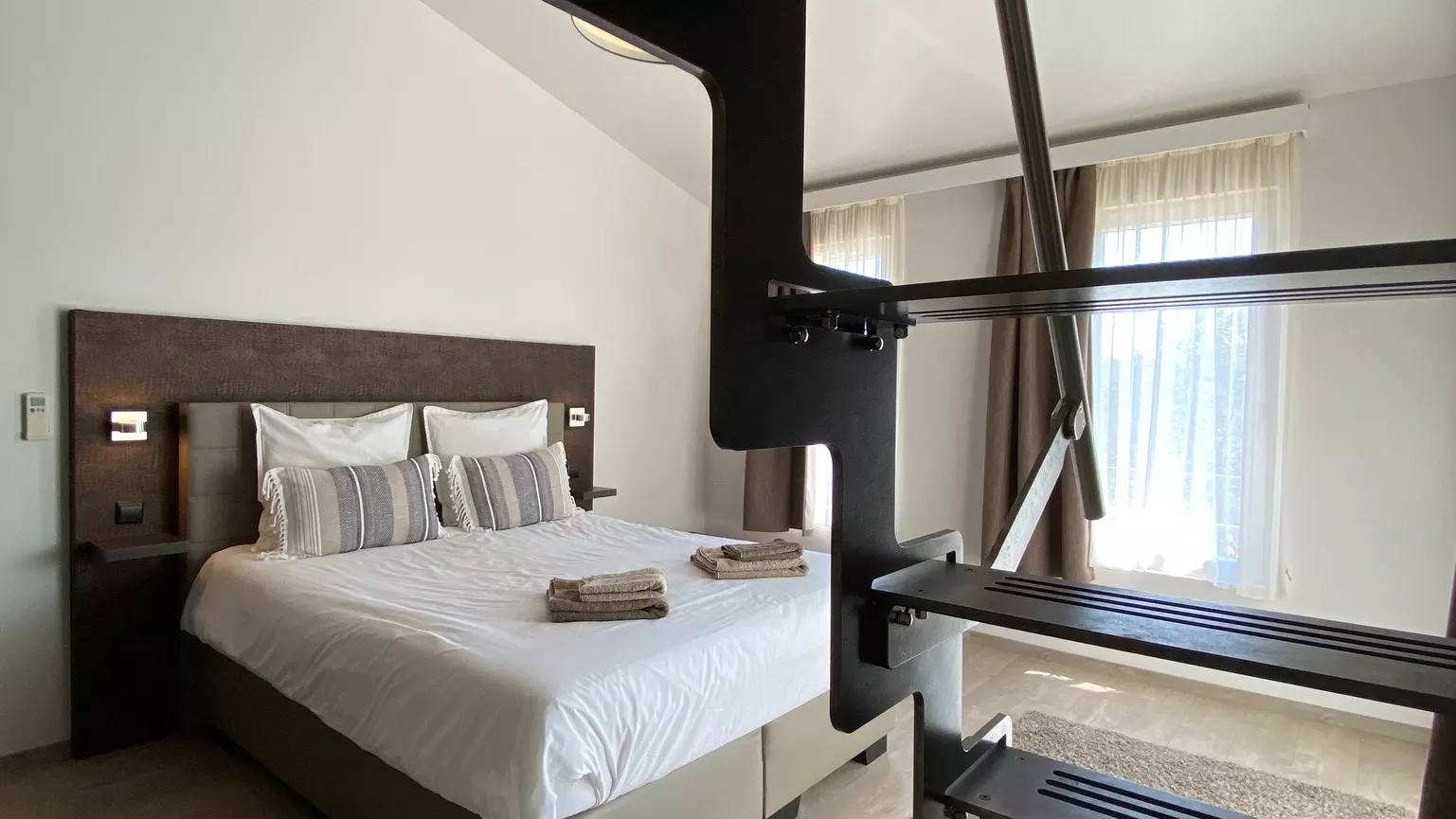 Kamer Camille