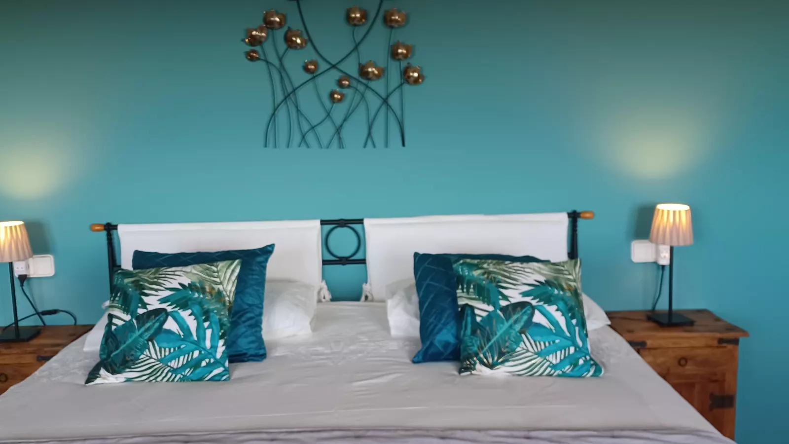 Casa Roble B&B