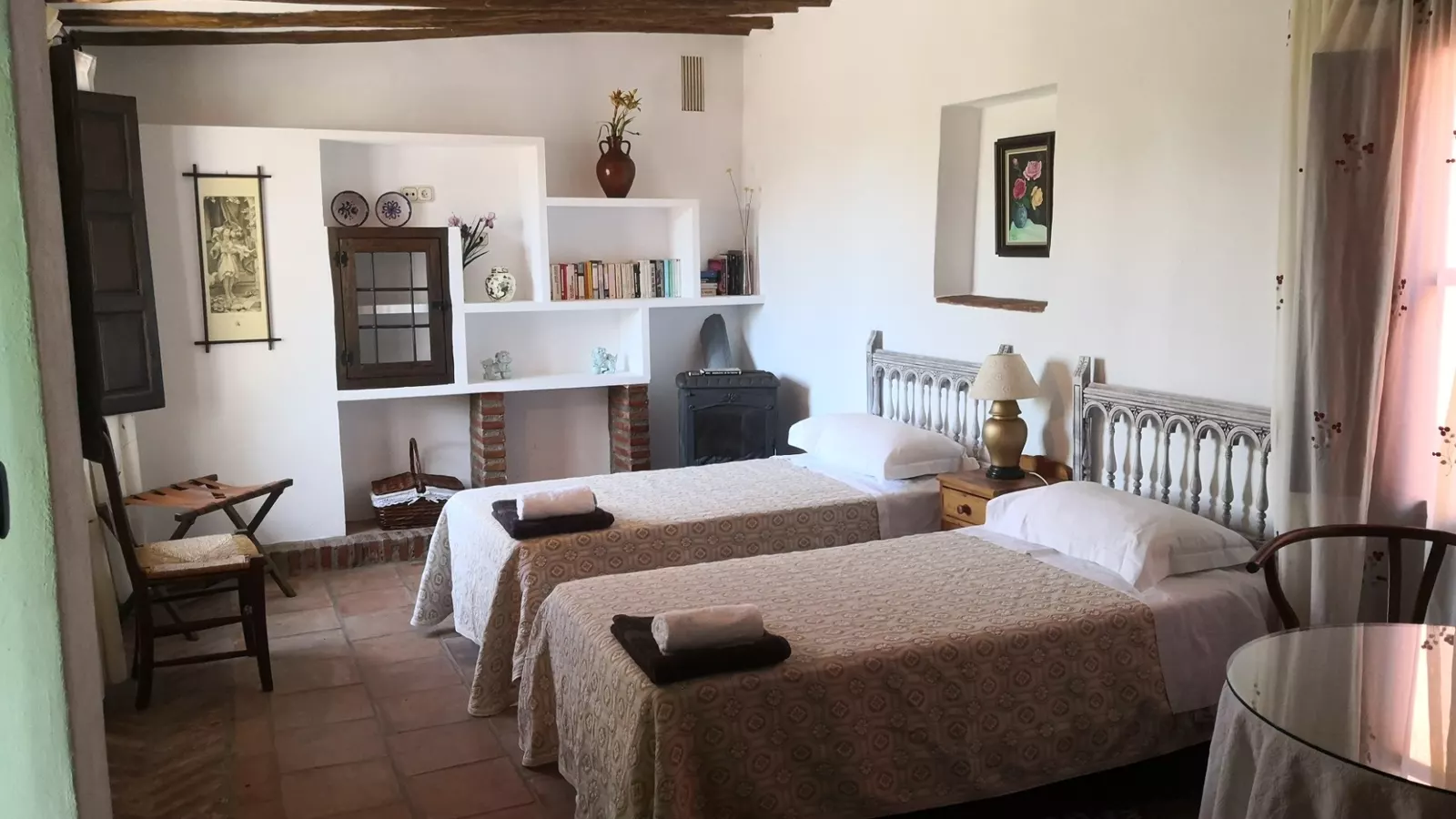Kamer met 2 enkele bedden