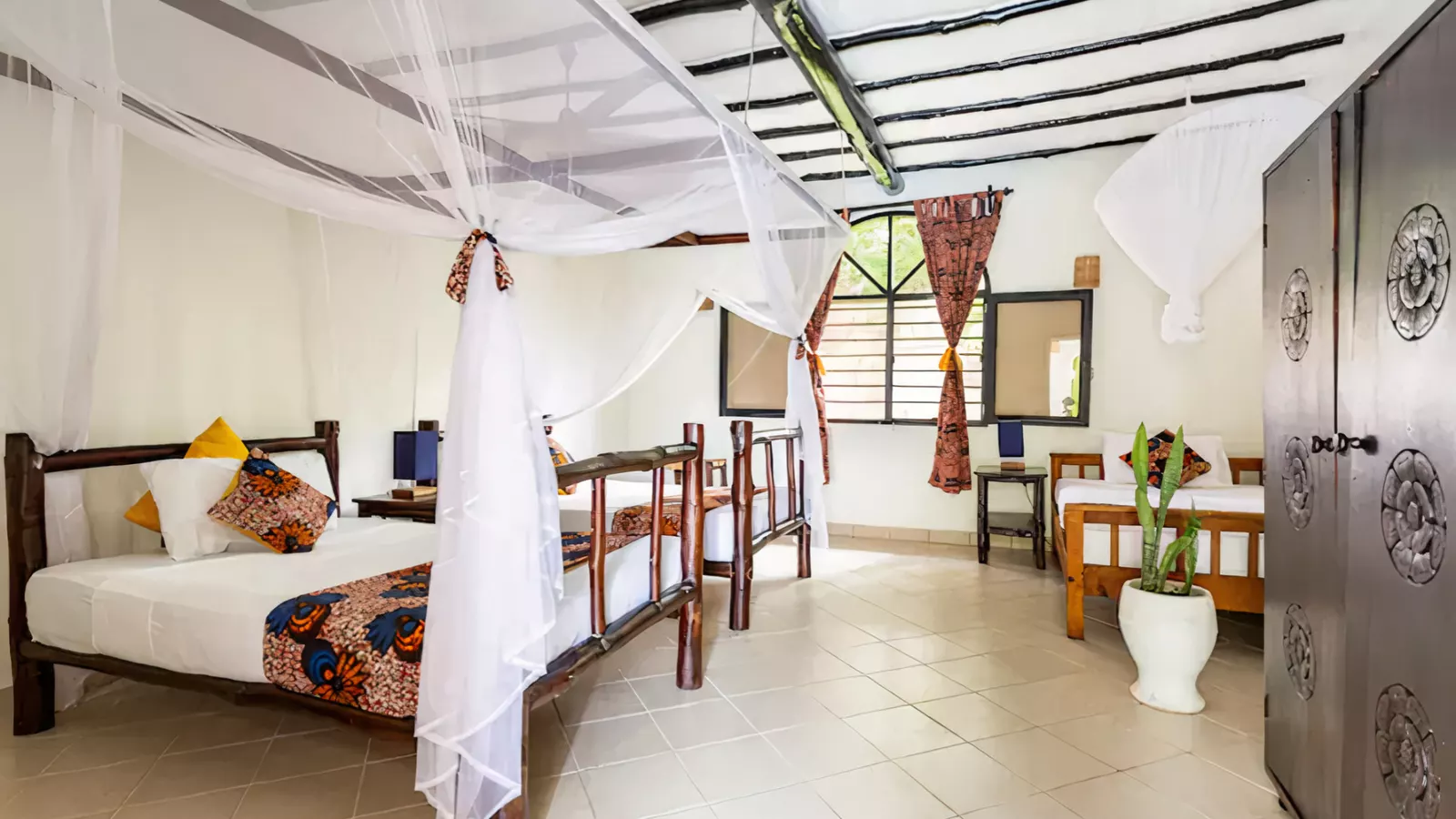 Bahati Kamer - Deluxe Driepersoonskamer