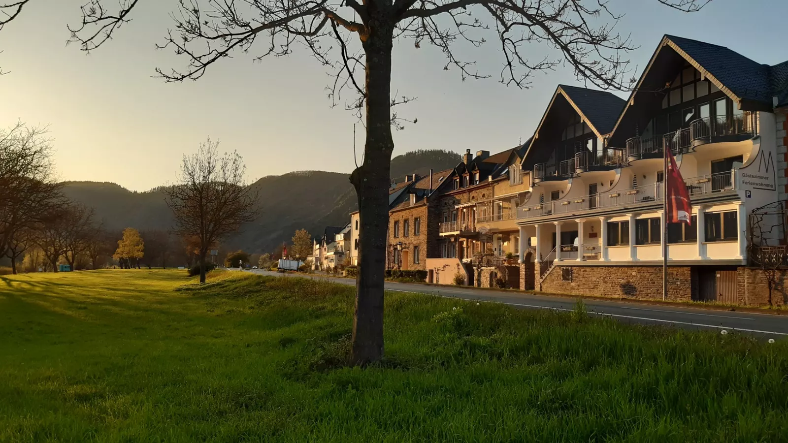 Haus Moselliebe, Timeout aan de Moezel