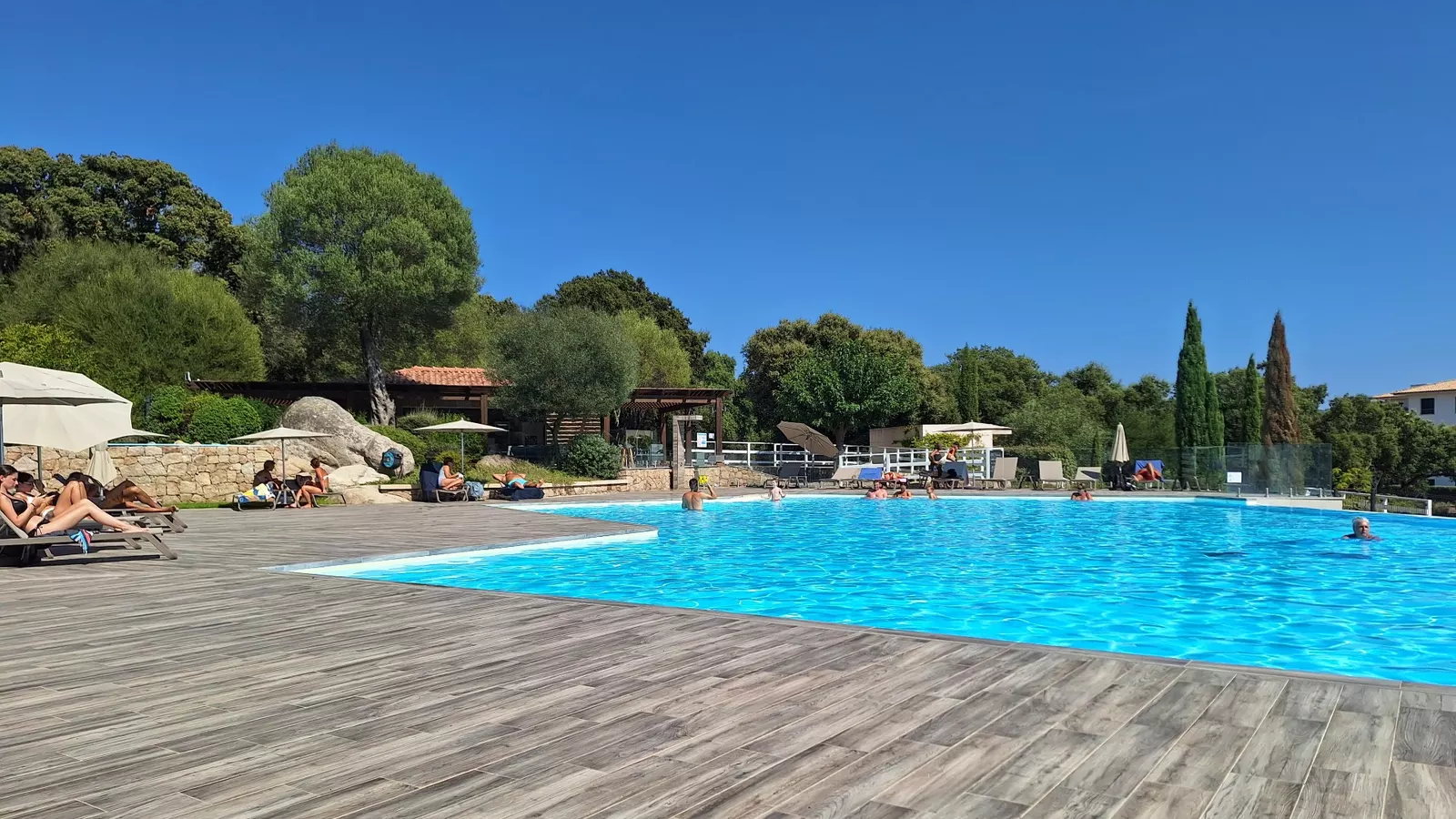 VAKANTIE-APPARTEMENT IN CORSICA