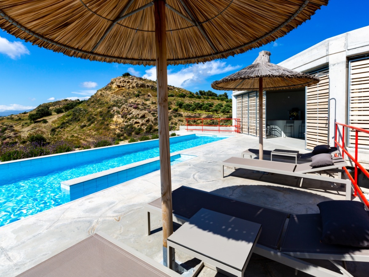 The Boomerang House