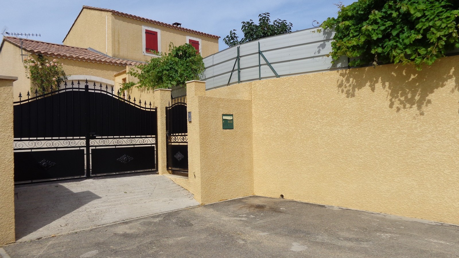 Villa Mireille ( Beaucaire, Gard )